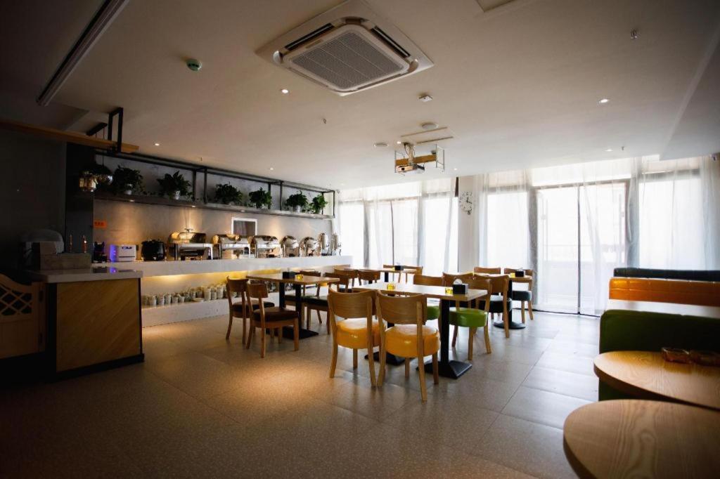 Iu Hotels- Xincheng Haibing University Store Huludao Exterior foto